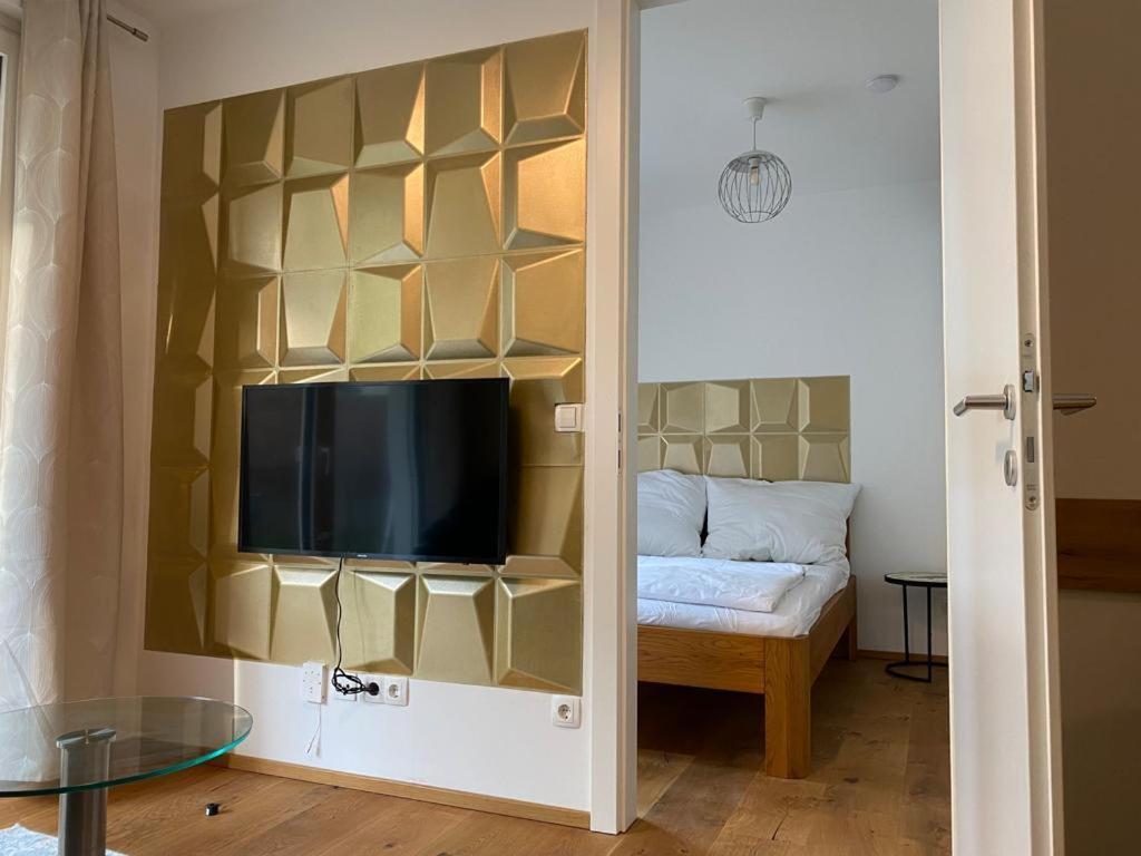 Modern With Garden Near Center * Wenen
